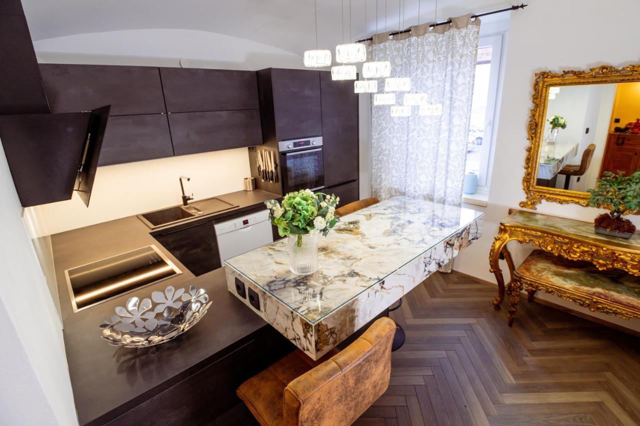לובליאנה Central Living Vegova-With Parking מראה חיצוני תמונה